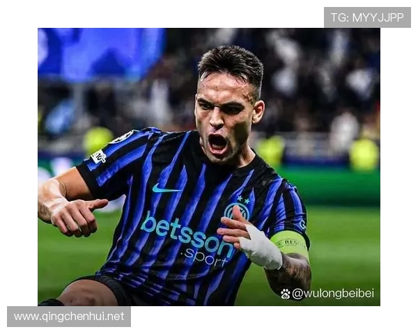 劳塔罗持球时进攻停滞,国米进攻体系隐患逐步显现 劳塔罗持球时进攻停滞,国米进攻体系隐患逐步显现